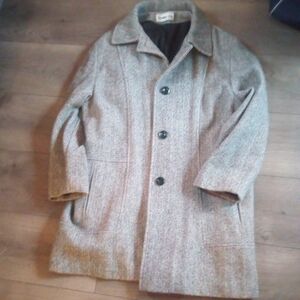 Herman Kay Button Down Coat Like New